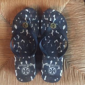 Tory burch flip flops